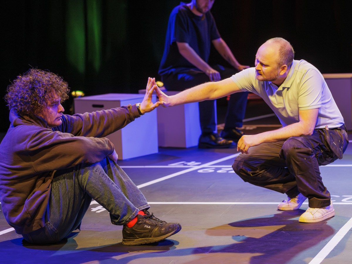 REVIEW: THE CURIOUS INCIDENT OF THE DOG IN THE NIGHT-TIME (PEOPLE’S&nbsp;THEATRE)